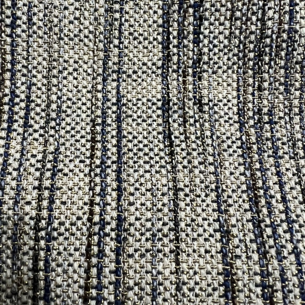Ann Taylor Beige/Black/Gold Sparkle Tweed Zipper Skirt Size: 4. - Picture 6 of 6
